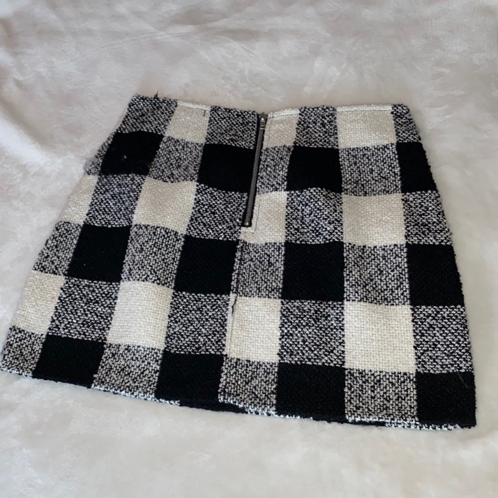 PLAID SKIRT - Picture 2 of 3